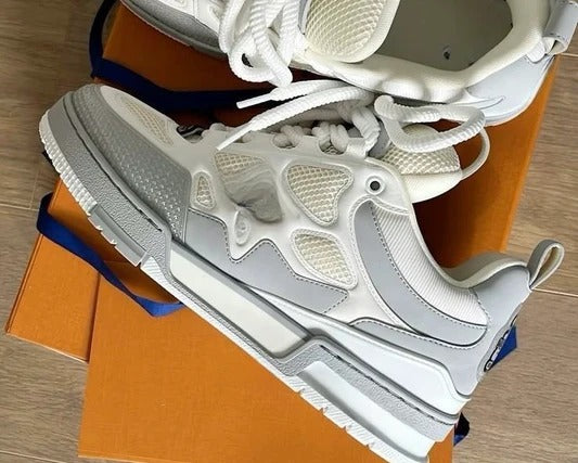 Gray/White Trainers