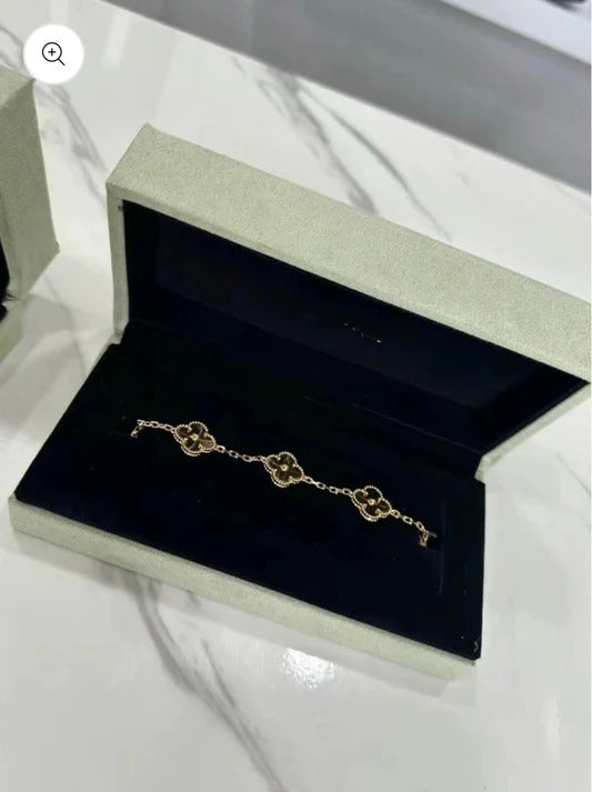 Braclet